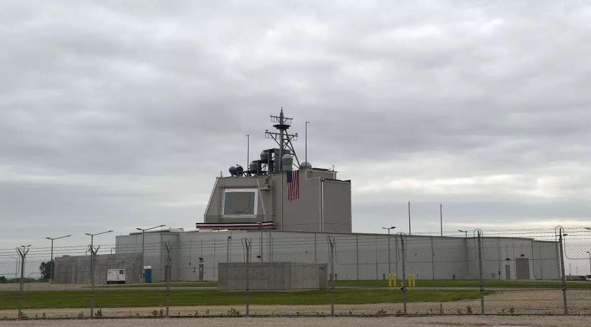 Care este diferența dintre rachetele balistice și interceptorii defensivi de la Deveselu