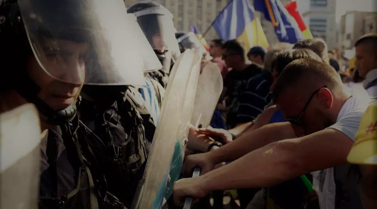 O nouă reacție din partea lui Klaus Iohannis: „Fac apel la membrii PSD să se debaraseze de această conducere nocivă, care duce țara spre haos și dezordine”