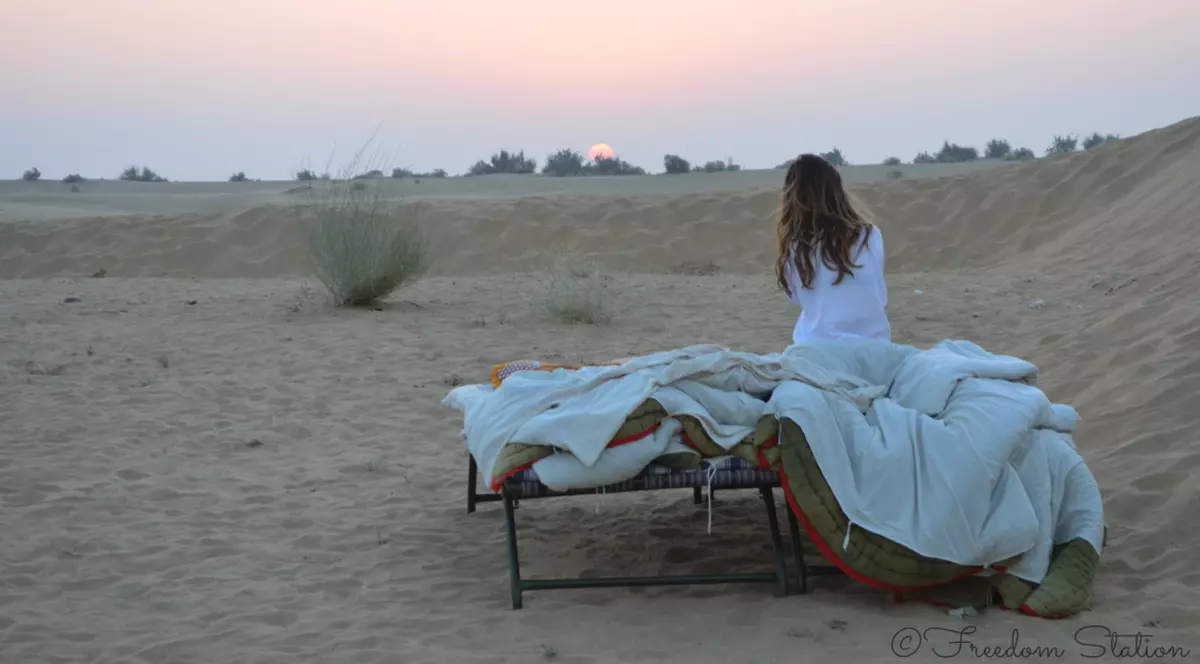 De la televiziune la școală. Drumul spre ”Freedom station” începe cu neliniște și continuă cu iubire