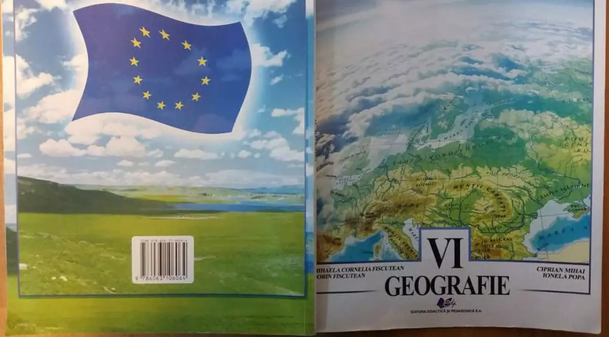 Onorarii brute de până la 45.000 de lei pentru autorii manualelor unice, pline de greșeli