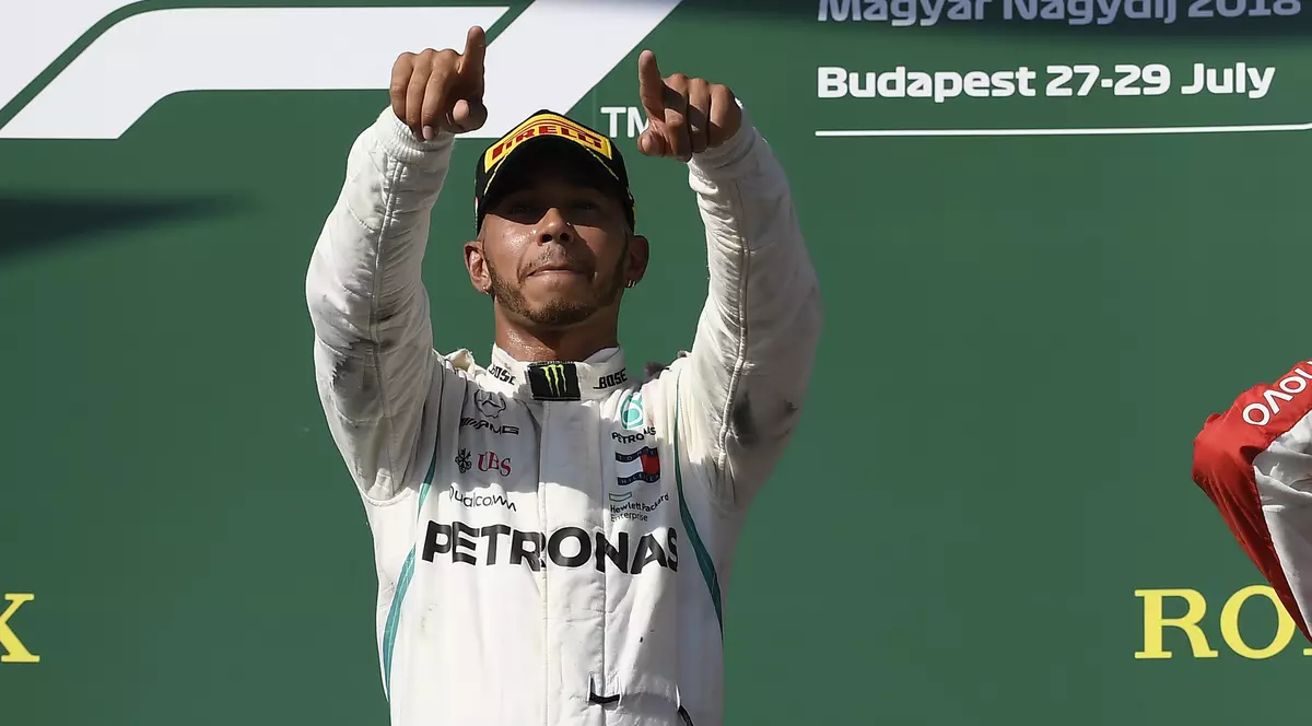 Lewis Hamilton i-a transmis un mesaj emoționant lui Michael Schumacher