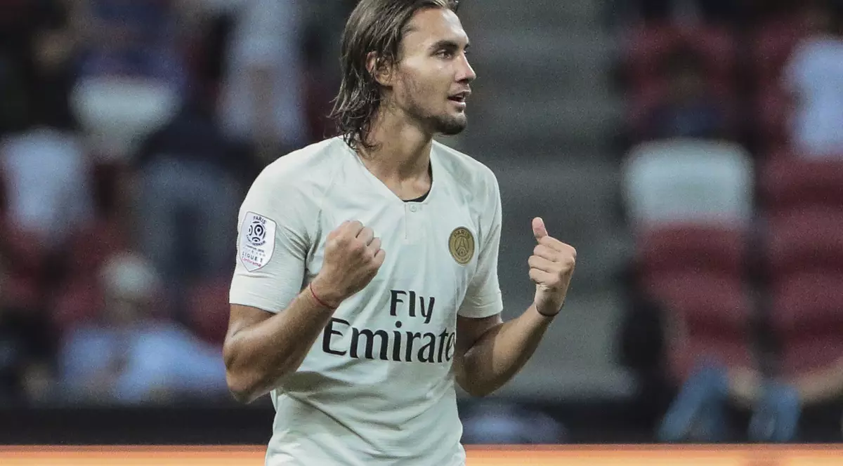 Virgiliu Postolachi a primit cetățenia română. Fotbalistul de la PSG poate juca pentru naționala tricoloră