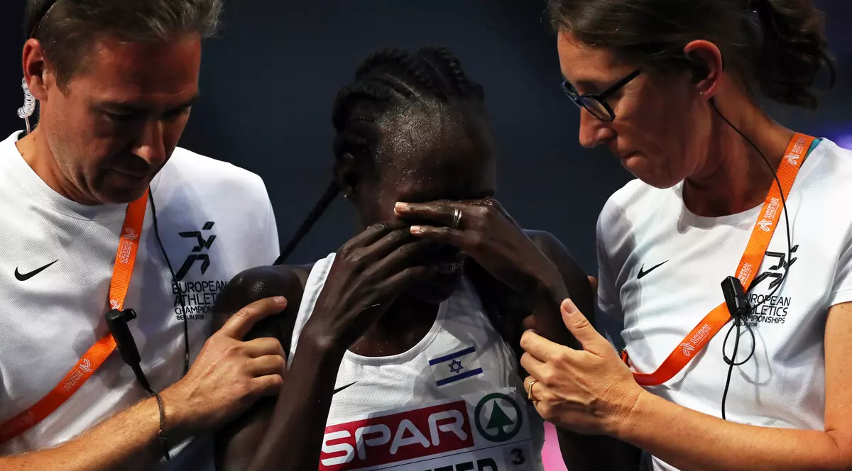 A ratat medalia de argint la Europenele de atletism din cauză că s-a oprit cu un tur mai devreme