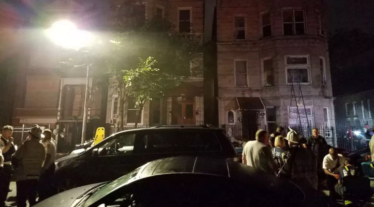 Opt copii au murit într-un incendiu în Chicago