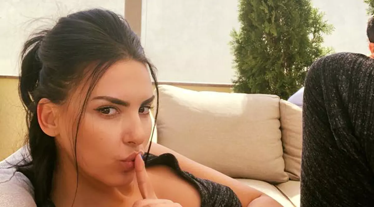 Cele mai stânjenitoare momente din copilăria Laviniei Pîrva. "Mă ascundeam sub masă"