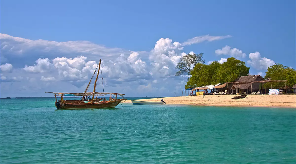 În ciuda pandemiei de Covid, unii români pleacă în vacanță de Revelion în locuri exotice