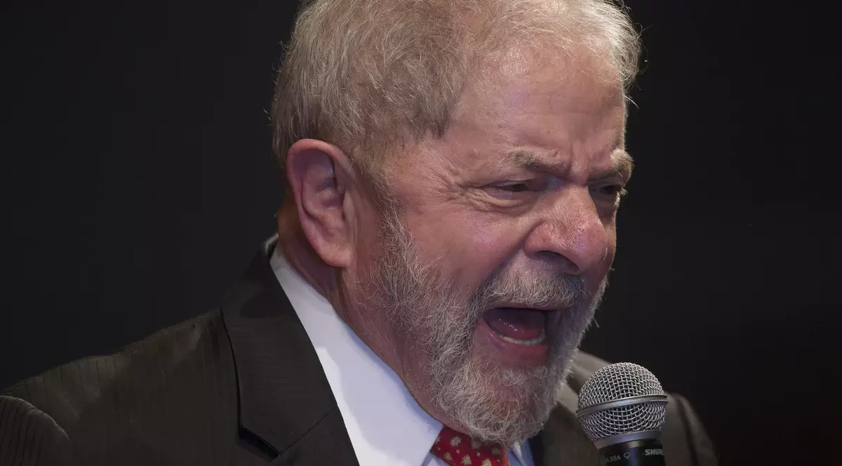 Lula da Silva, nominalizat să candideze la alegerile prezidențiale deși se află după gratii