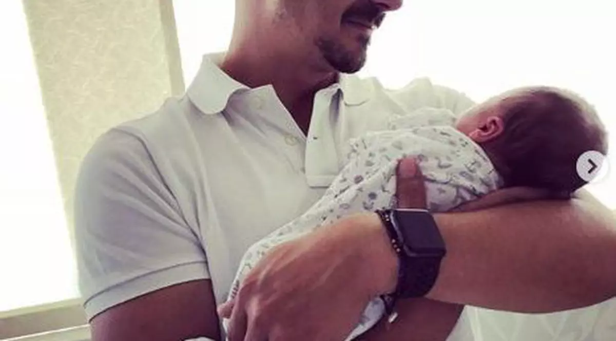 Elvira și Mihai Petre își vor boteza fetița pe 10 noiembrie. “Vin rudele din Polonia”