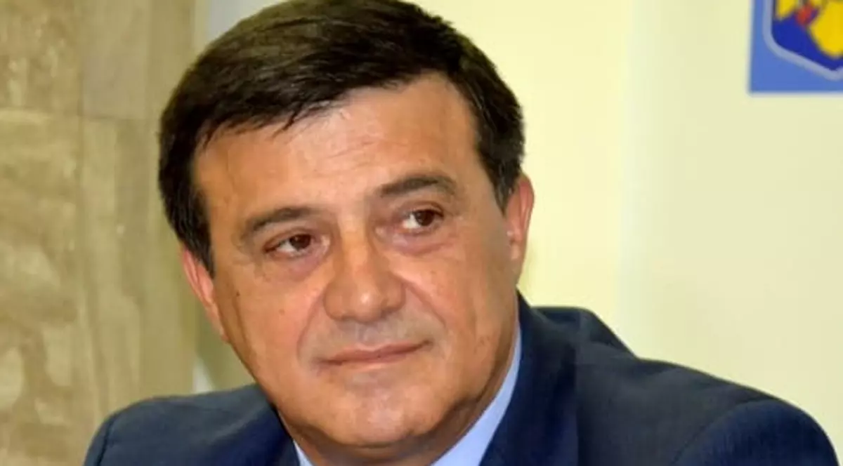 Fiica senatorului Niculae Bădălău s-a logodit. "A primit ceea ce cred că așteaptă fiecare fată"