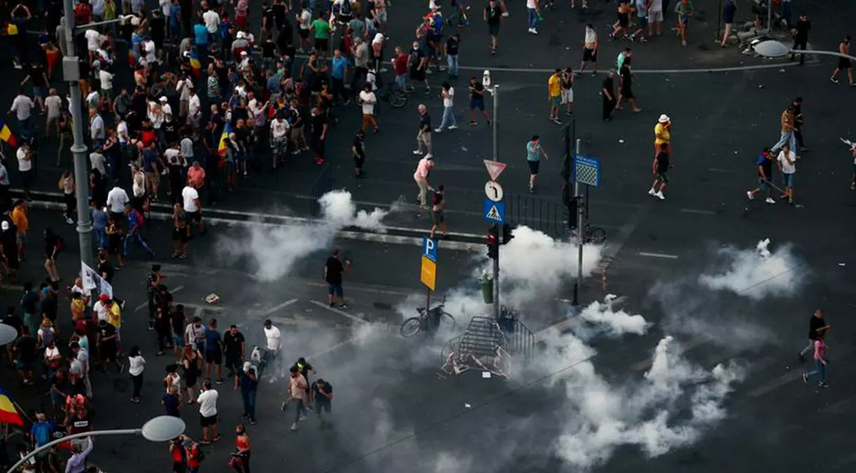 Nu a existat o nevoie reală de intervenție în forță în Piața Victoriei, spun procurorii militari; Sindile și Cucoș au dat ordine peste comandantul acțiunii