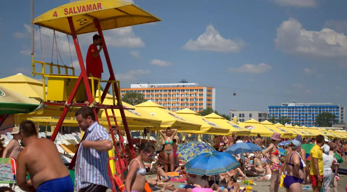 Cel puțin 10 oameni au murit înecați pe litoral, de la începutul sezonului. ”O secundă contează pentru a vă salva viața!”