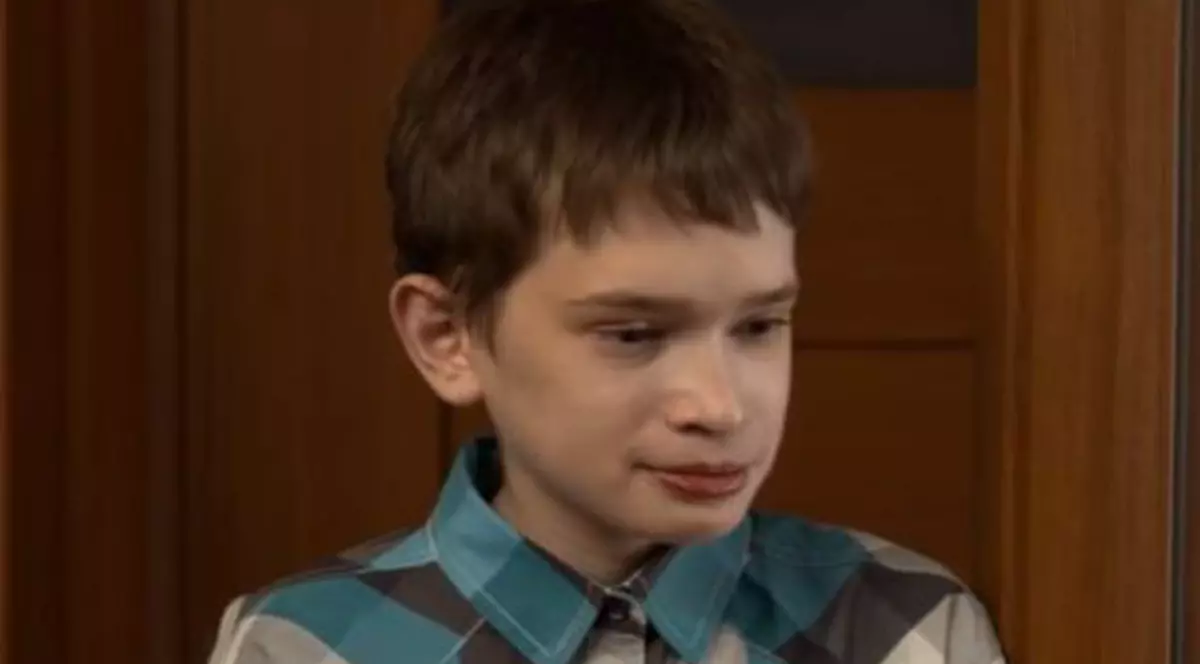 Povestea bărbatului captiv într-un trup de băiat