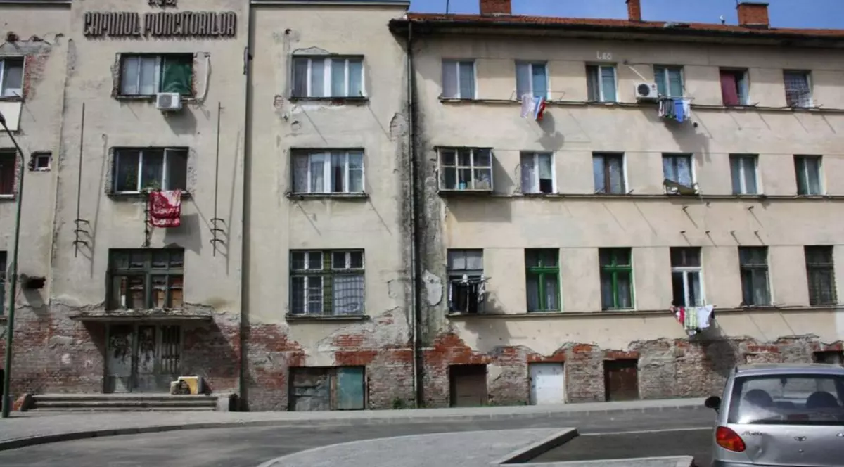 REPORTAJ: Locuințele sociale, de la nevoie la drept! Șase tineri din Timișoara arată "adevărata față a clasei muncitoare românești"