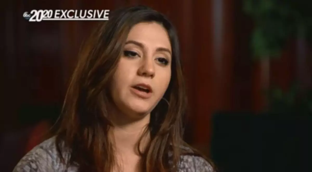 Ororile la care a fost supusă o fată de 14 ani de monstrul care a răpit-o. A violat-o, drogat-o și i-a pus la gât o zgardă electrică