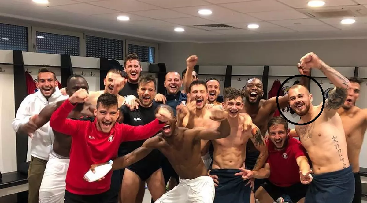 Denis Alibec, medalion, a dat tonul bucuriei FOTO: Facebook Azdren Llullaku