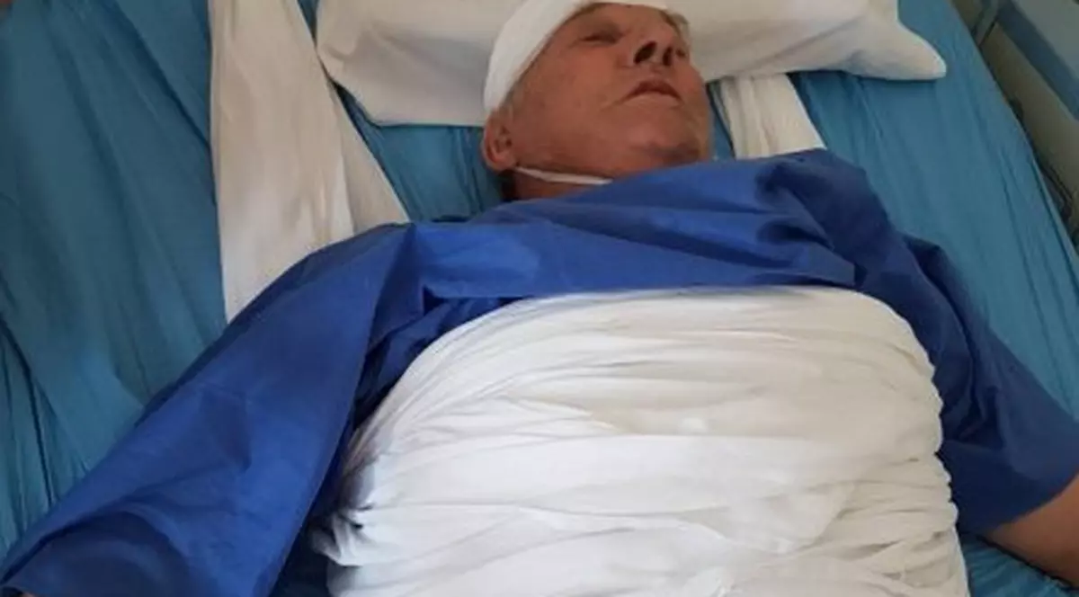 Acuzații de rele tratamente la un spital din Iași. Fiica unui pacient de 78 de ani susține că a fost legat de pat și învinețit