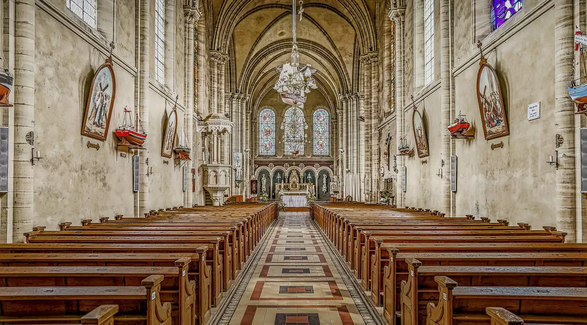 preot catolic din Letonia arestat