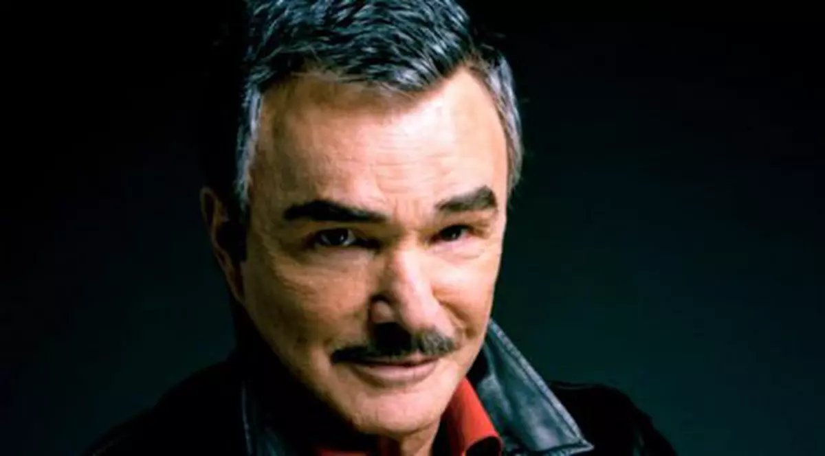 Burt Reynolds a murit