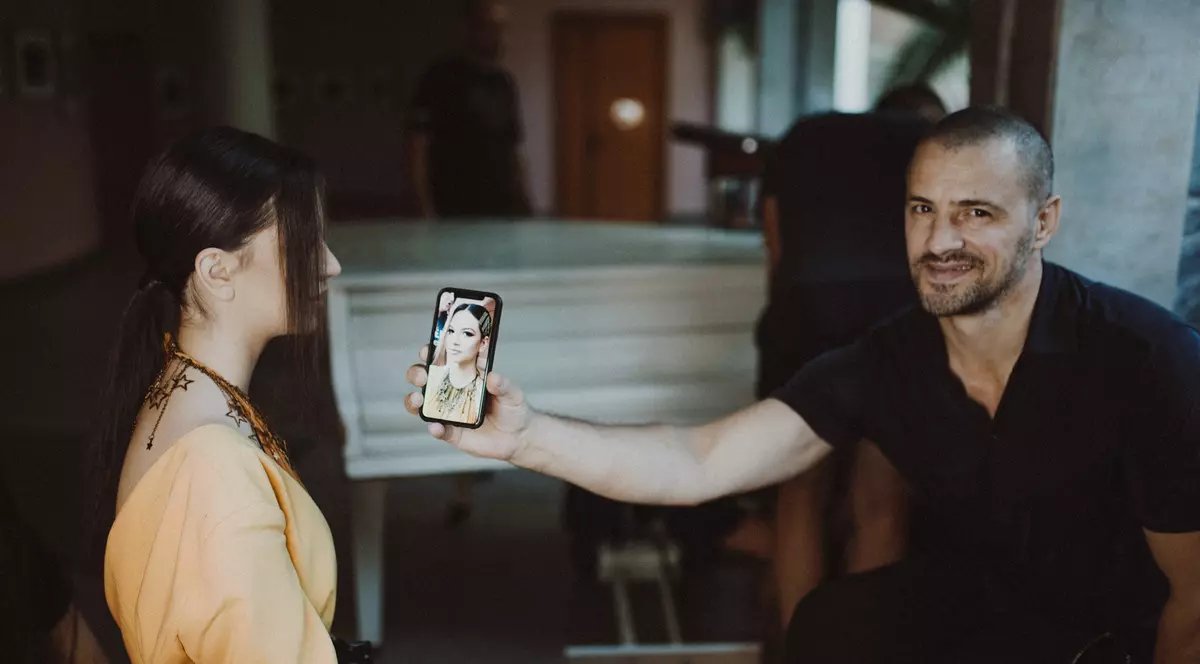 Cleopatra Stratan a ajuns în manualele școlare din Belgia