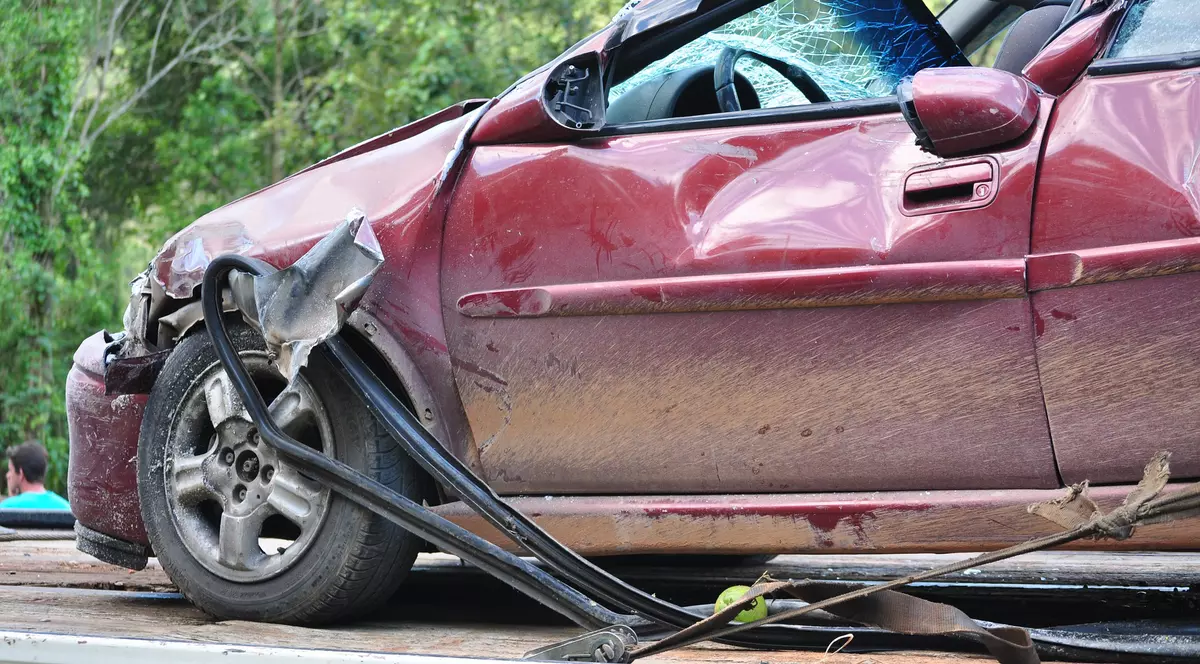 britanica care si-a pierdut locul de munca, dupa ce a condus beata si a produs un accident