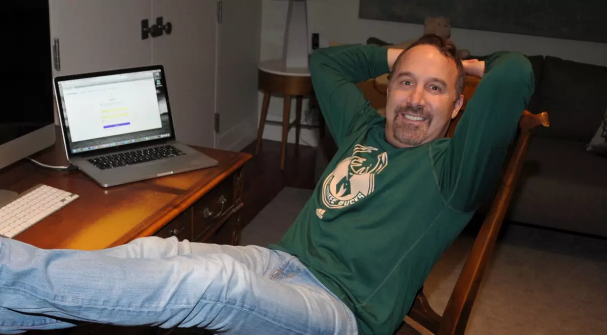 Un bărbat a avut șocul vieții când și-a verificat contul! "Am câștigat la loterie?"