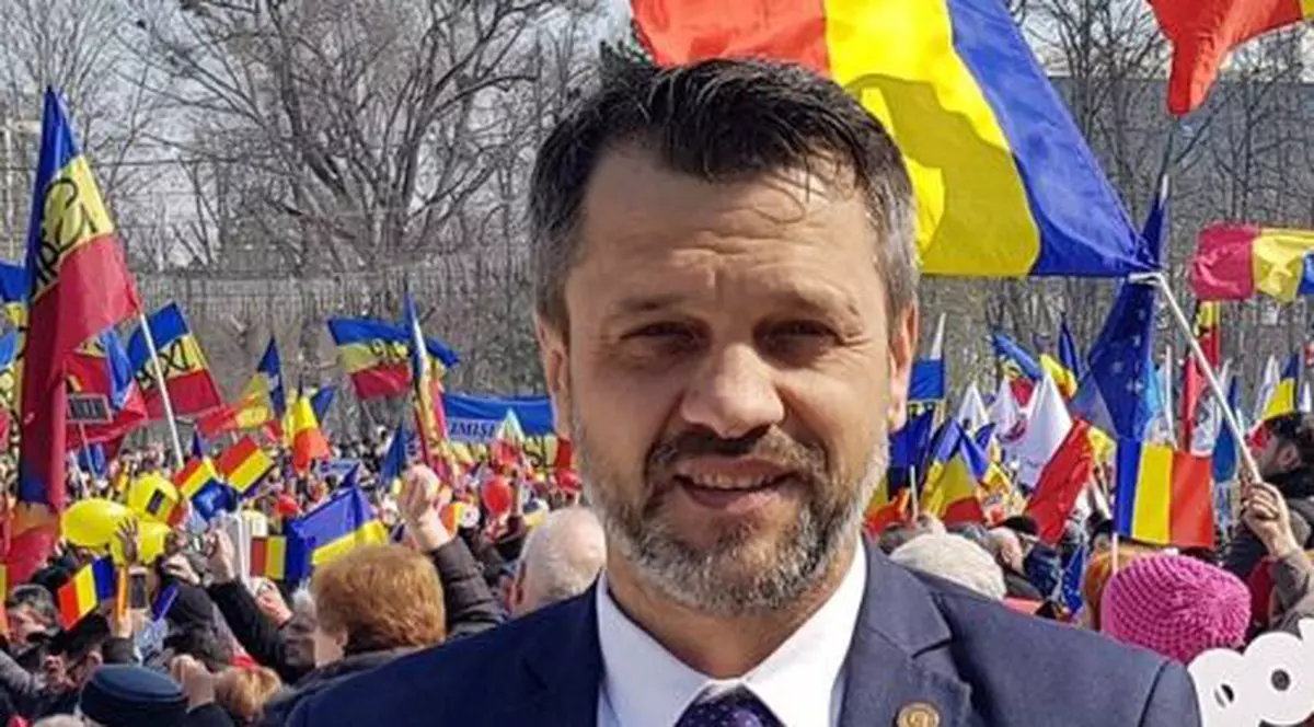 Un deputat demisionează după ce s-a aflat că a făcut închisoare