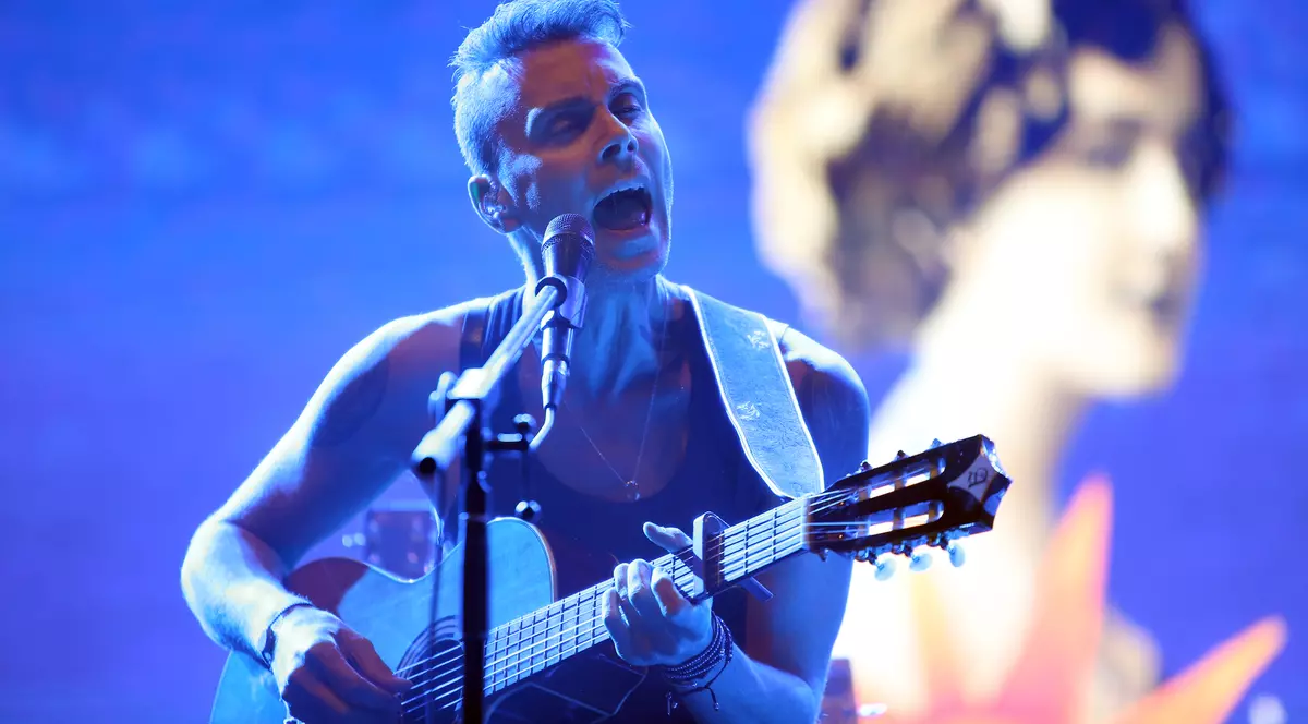 Asaf Avidan, pe urmele bunicilor români