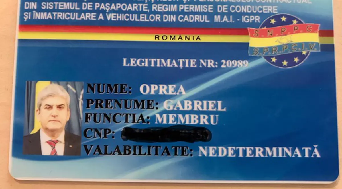 Gabriel Oprea, fostul ministru al afacerilor interne, este membru al unui sindicat al polițiștilor. Este judecat pentru moartea polițistului Bogdan Gigină