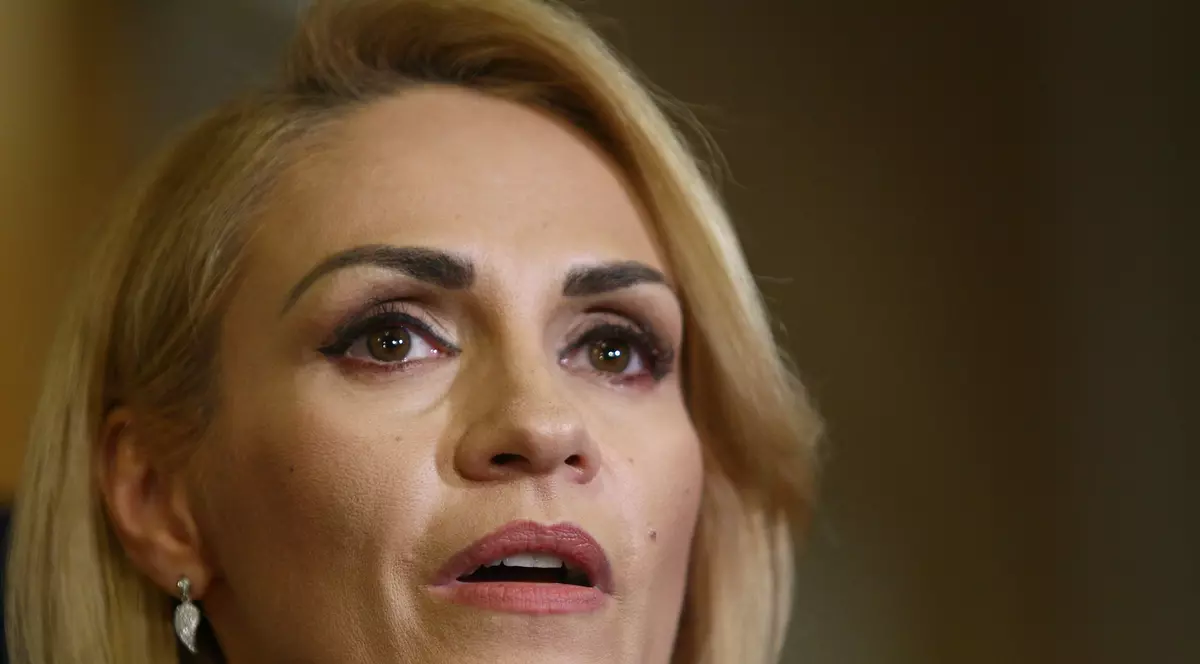 VIDEO/ Gabriela Firea, primele declarații după ședința CExN PSD: „10 au votat să facă un pas lateral, 39 să rămână și o abținere”
