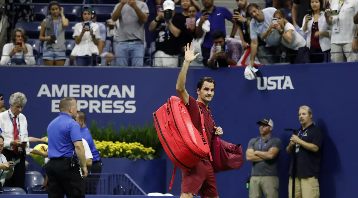 Roger Federer, eliminat de la US Open de australianul John Millman