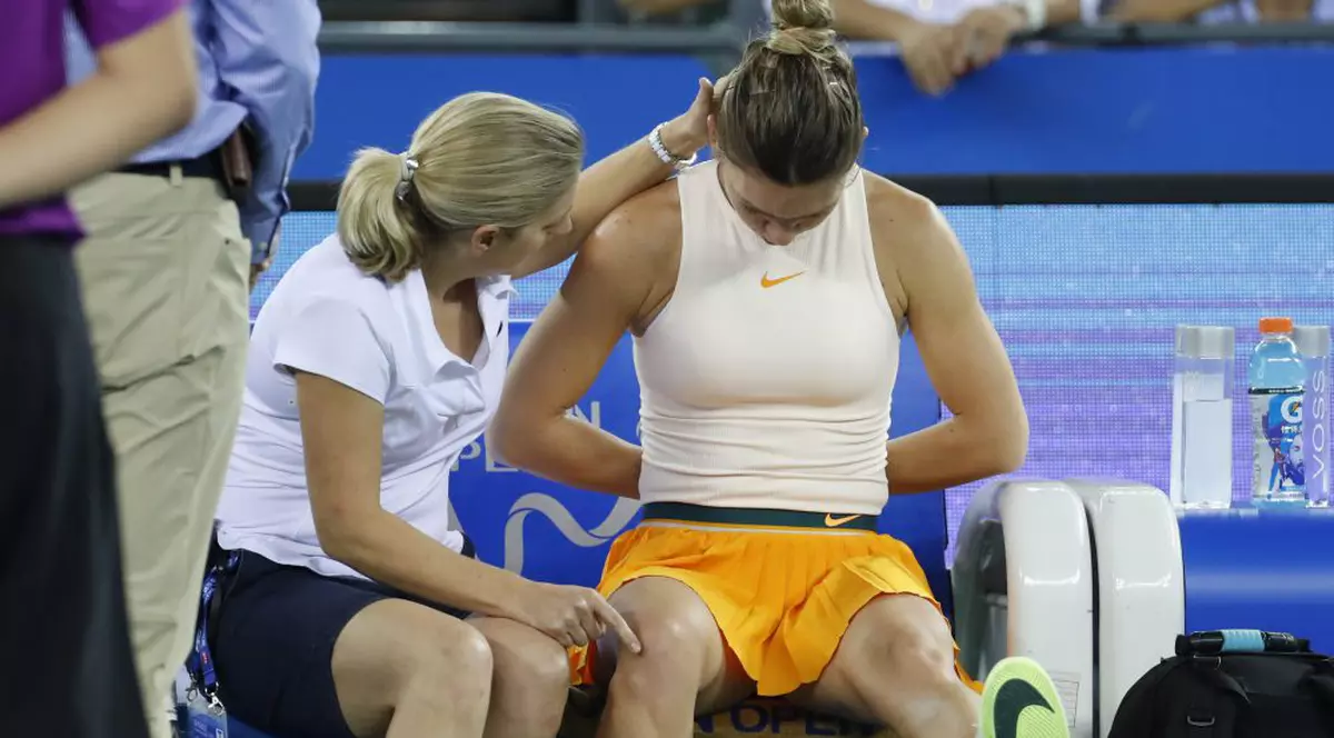 Simona Halep are simptome de sciatică