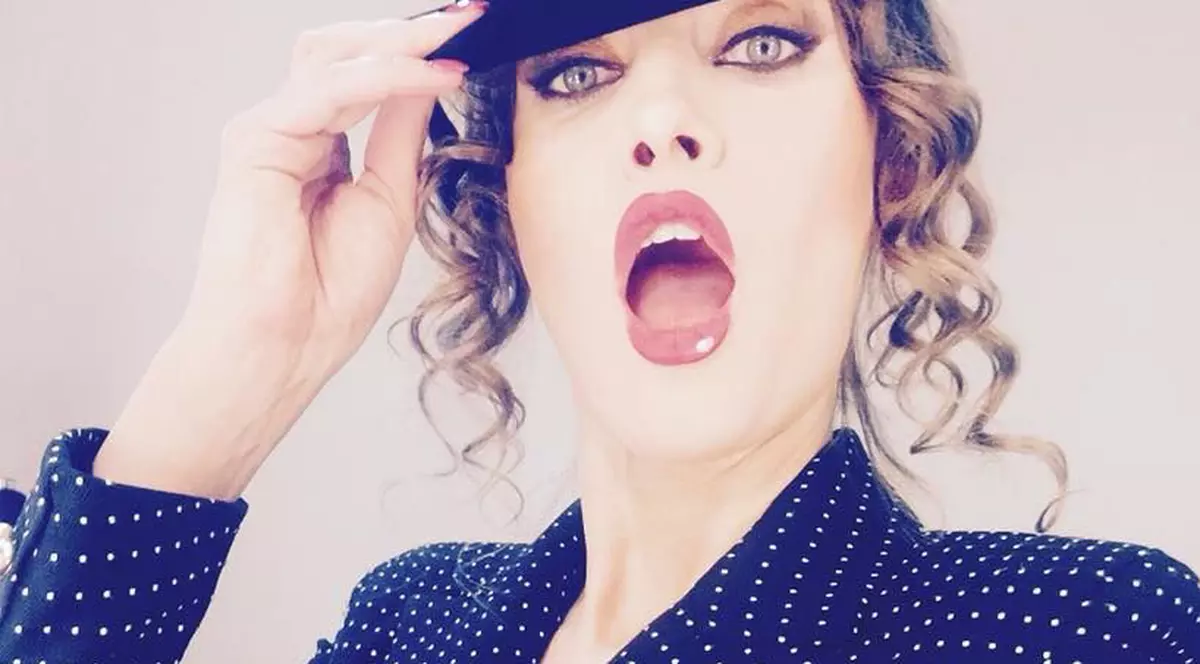 Comentariul neașteptat al Iuliei Albu despre ținuta Valentinei Pelinel de la cununia civilă. "A ratat o apariție frumoasă pentru că a avut o apariție..."