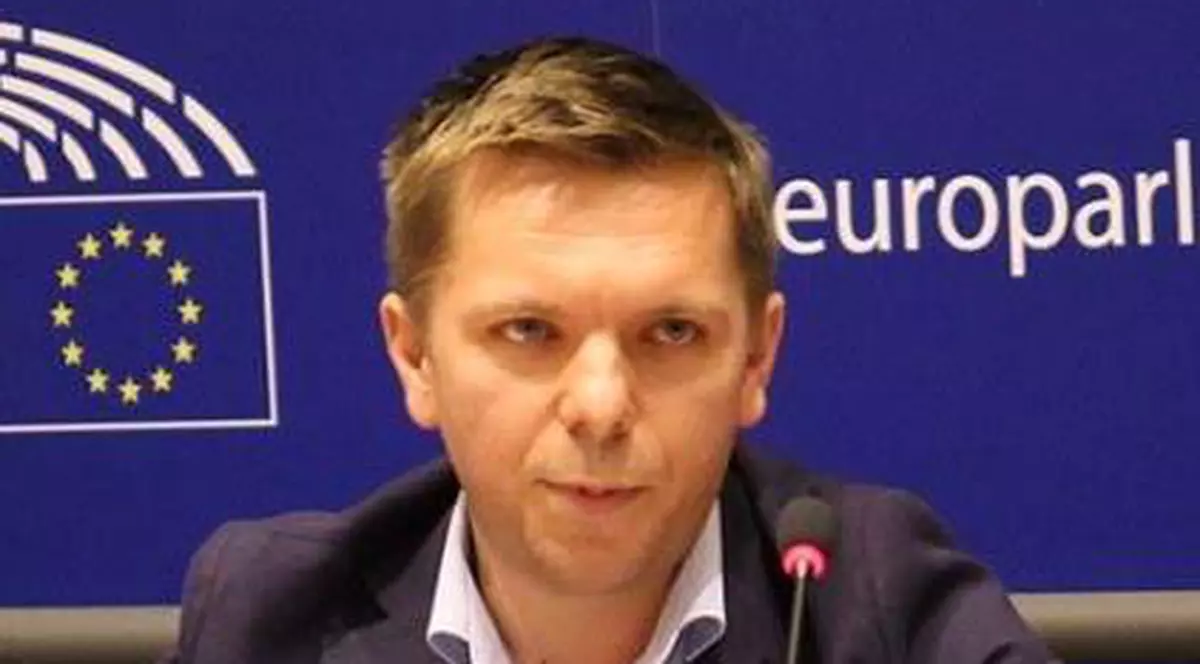 Jurnalistul Attila Biro a fost eliberat. Imagine cu jurnalistul în timpul unei ședințe