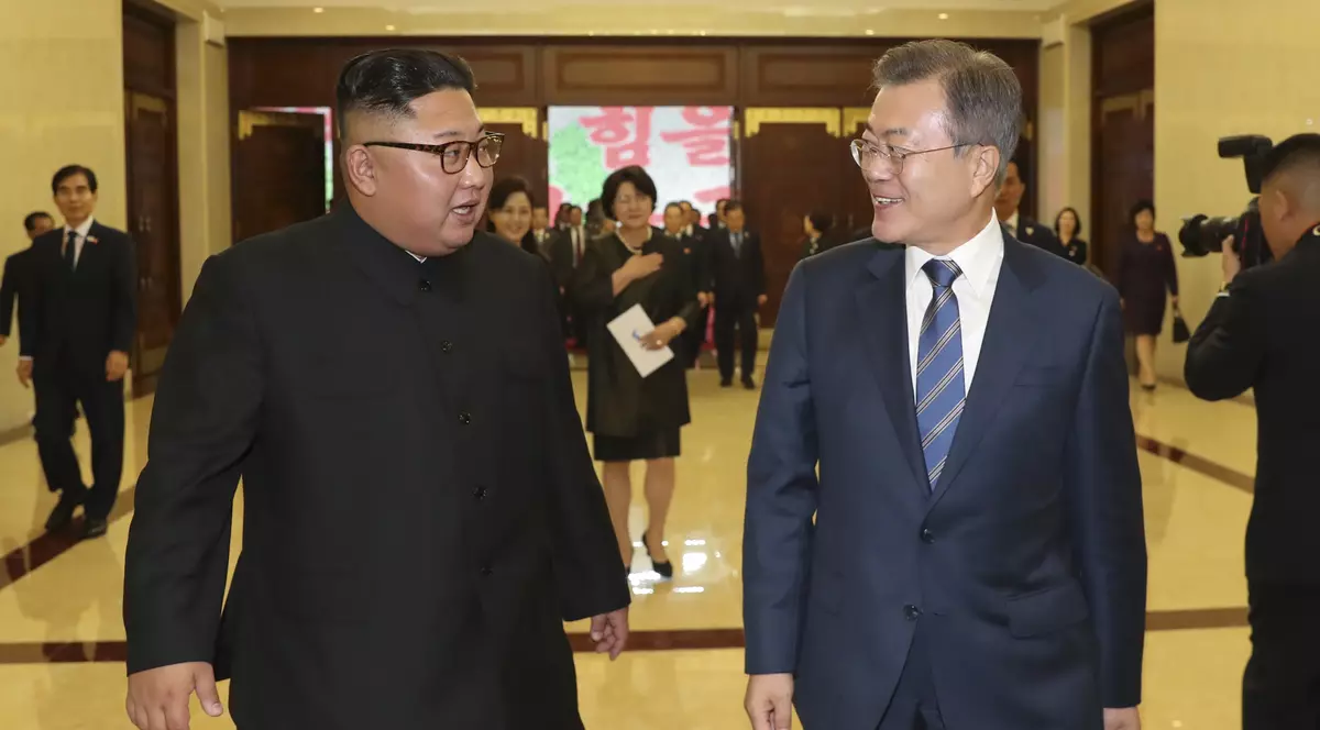 Kim Jong-un și Moon Jae-in încheie summitul de trei zile