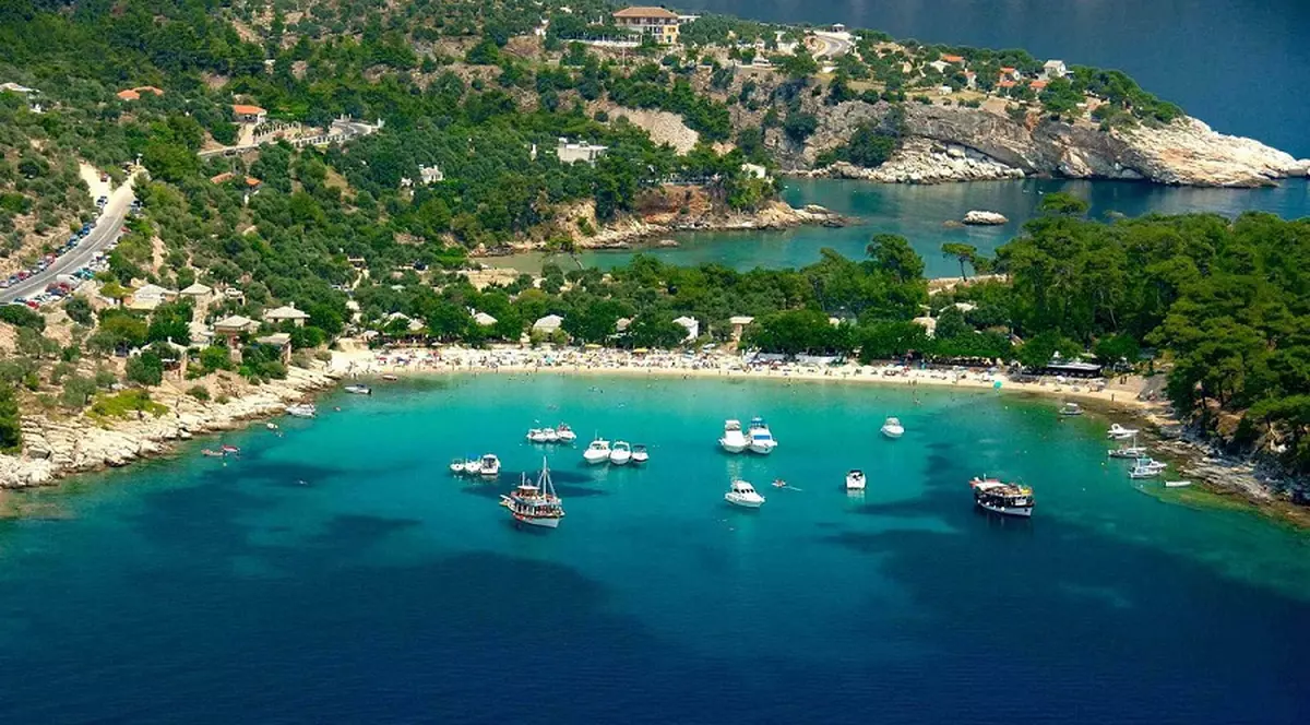 Vacanțe pe bani puțini în afara țării. Iată cele mai bune oferte!