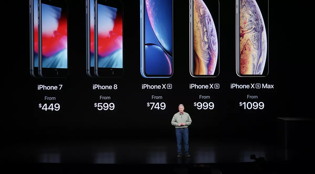 Apple, acuzată de furt de secrete industriale de către Qualcomm. Lansarea noilor iPhone XS și XS Max