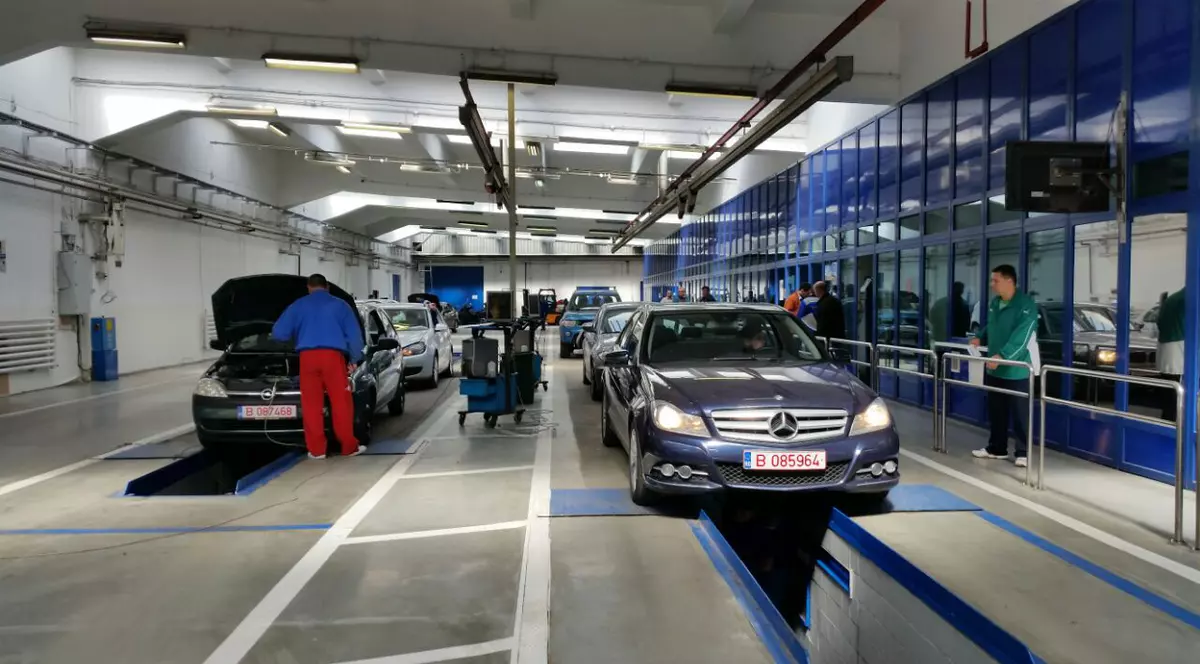 Schimbări importante pentru șoferi de la data de 1 septembrie. Și patronii de firme sunt vizați