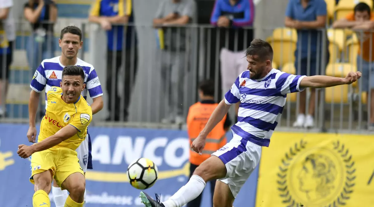 Petrolul - ASU Poli 2-0