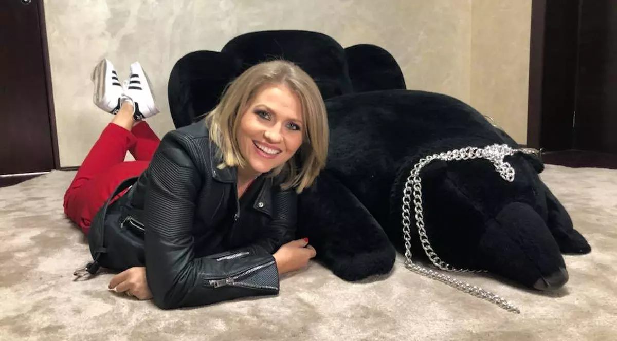 Lux total în casa în care vor locui concurenții și burlacul din emisiunea Mirelei Vaida | FOTO