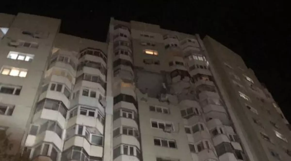 Explozie într-un bloc din Chişinău: Trei persoane au murit