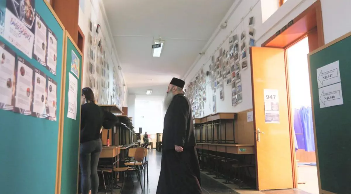 Tolo: Biserica a întrebat, creștinii au răspuns! Rezultatul referendumului, o lecție de toleranță pe care credincioșii o oferă preoților