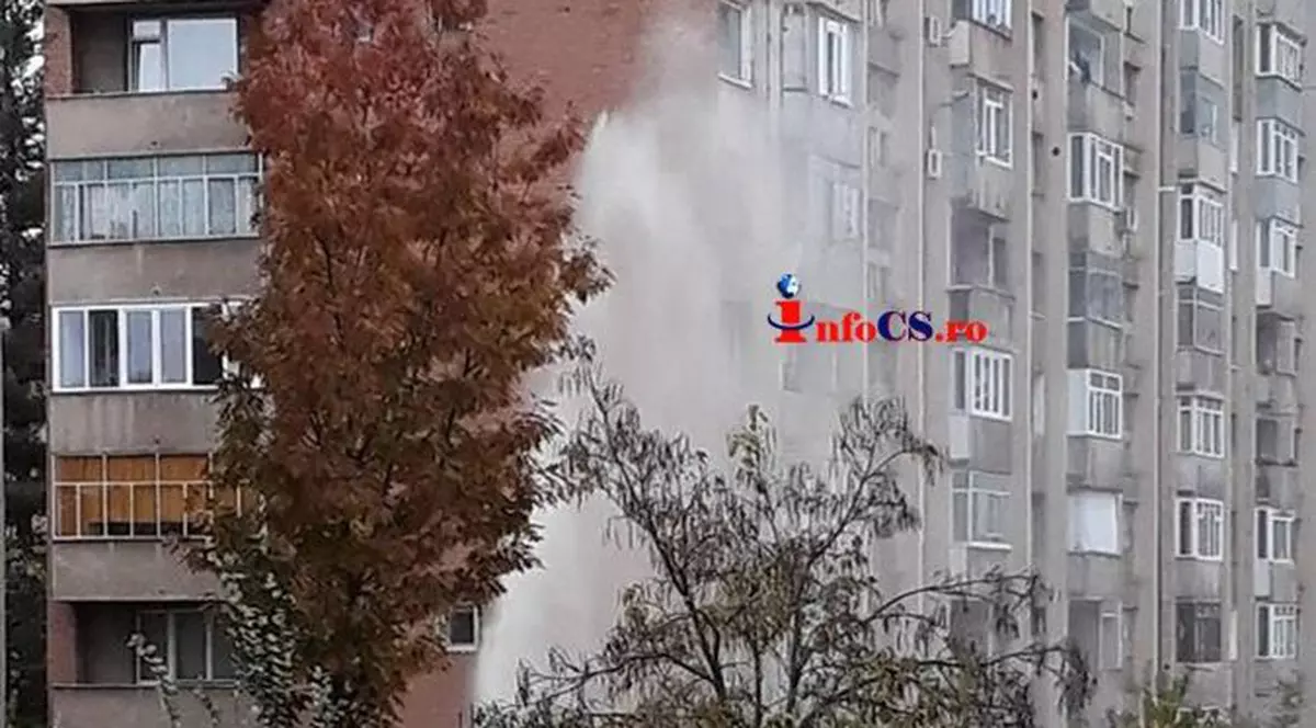 A făcut o fântână arteziană în Reșița, fără să vrea