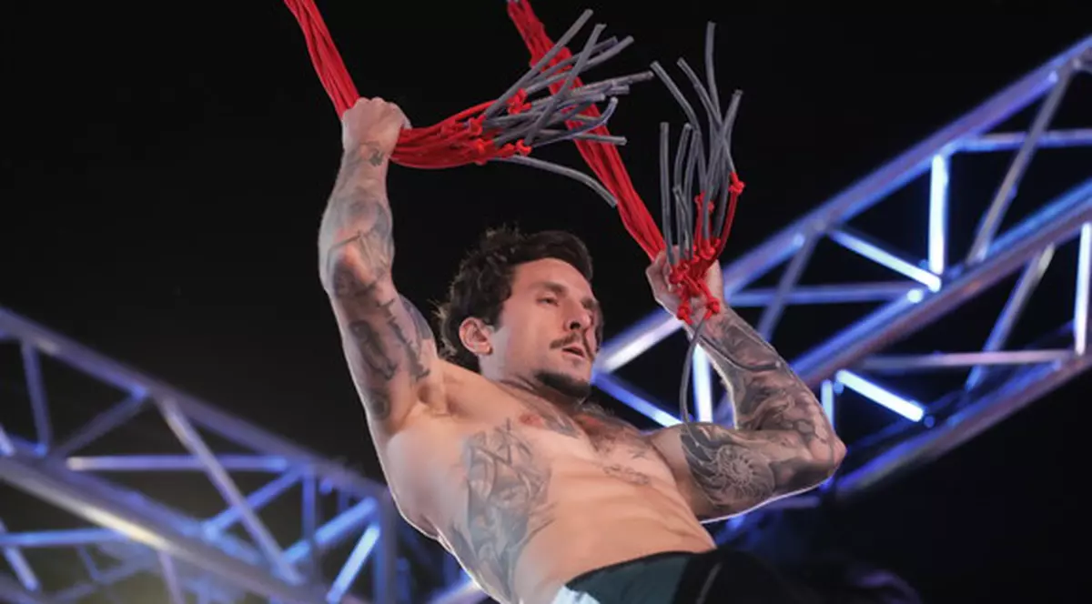 Iubitul lui Ruby își testează limitele la “Ninja Warrior”. Adrian Robert, într-o nouă ipostază