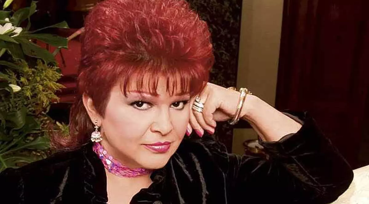 Aura Urziceanu cântă în România, după ce a anunțat că renunță la cetățenie. Concert sold-out la Muzeul de Artă