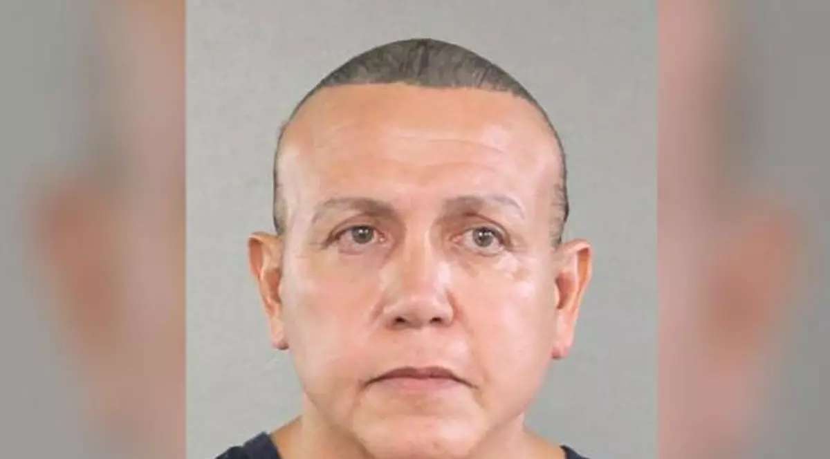 Cine e bărbatul arestat în SUA. Cesar Sayoc, suspectul arestat în SUA