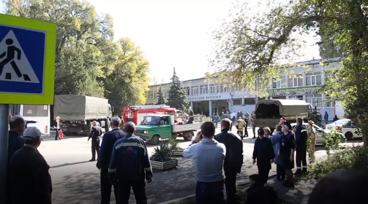 Asistenta medicală care a ajutat victimele a încercat să se sinucidă după ce a aflat că atacatorul a fost fiul ei