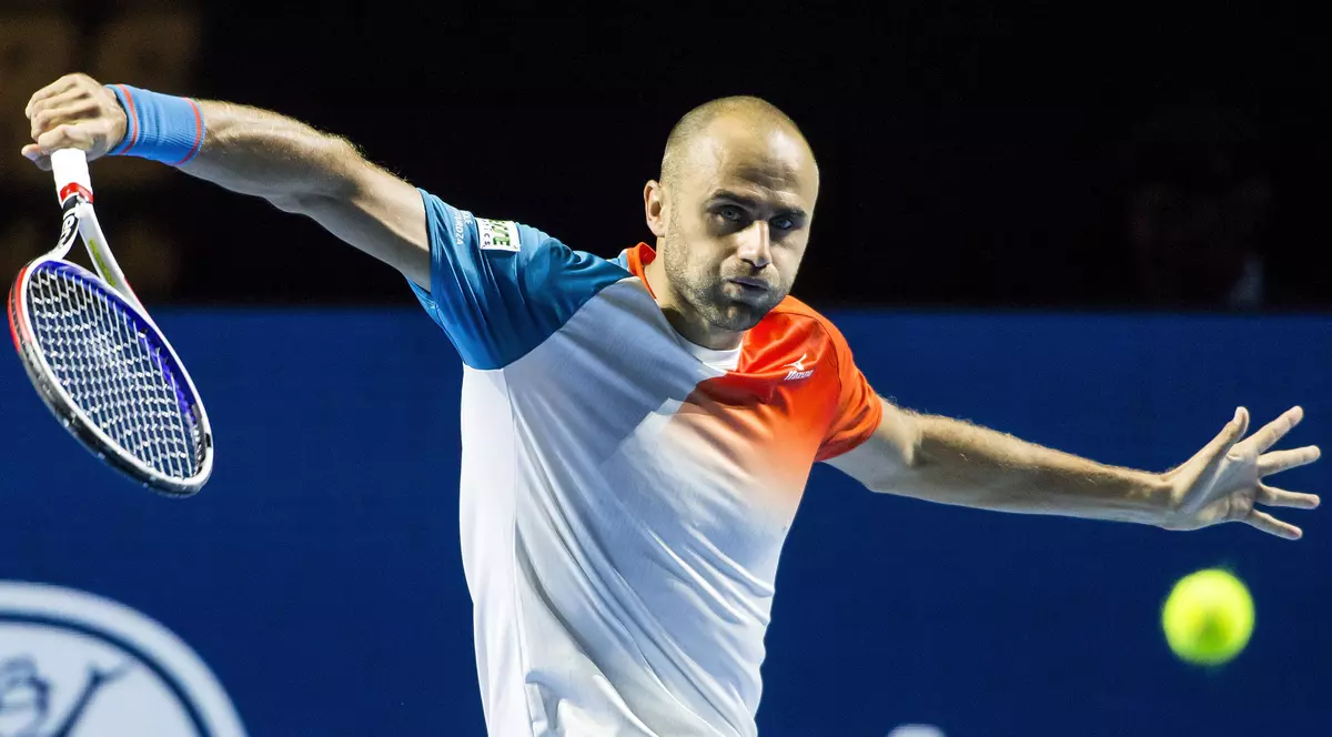 Ce bombă în tenisul mondial: Marius Copil, în finala turneului de la Basel! Duel pentru titlu cu marele Roger Federer