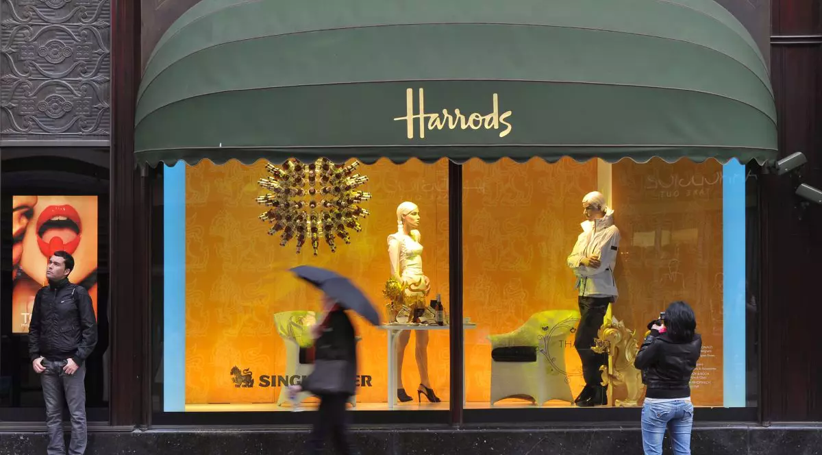 A cheltuit peste 18 milioane de euro într-un magazin de lux din Londra