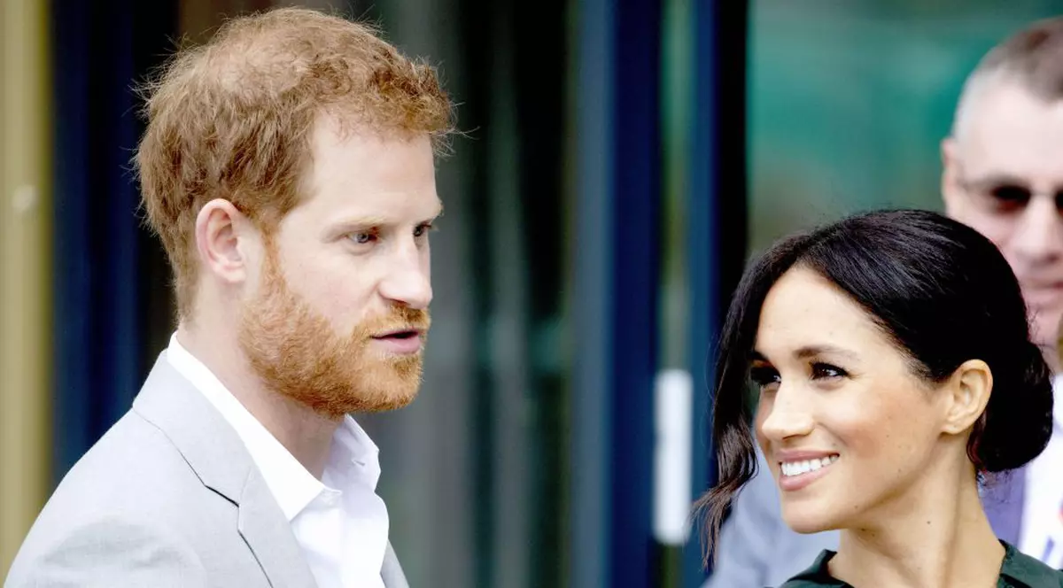 Prințul Harry și Meghan Markle, aspru criticați pentru ziua aleasă să anunțe sarcina