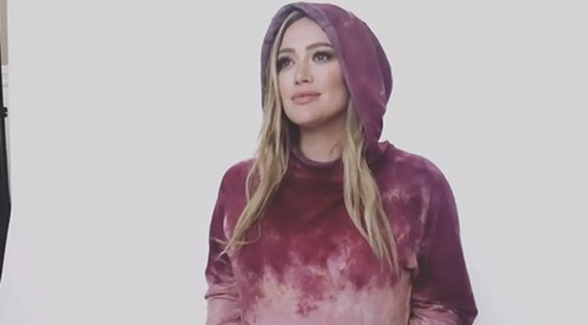 Hillary Duff a devenit mamă pentru a doua oară. Imagine emoționantă cu micuța Violet